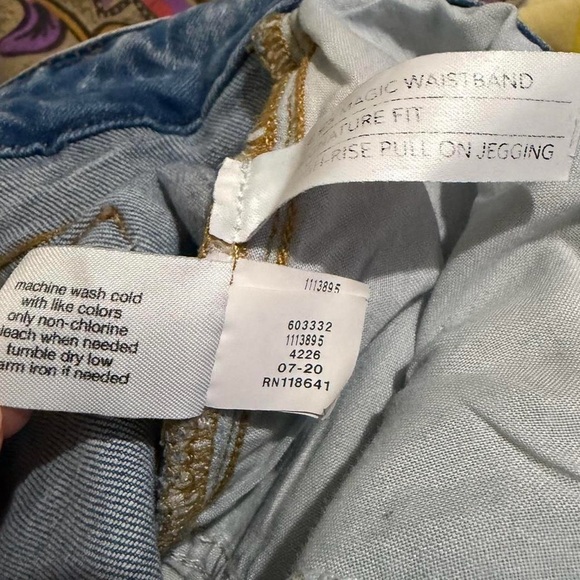 Lane Bryant Distressed high rise skinny jeans - Picture 7 of 7